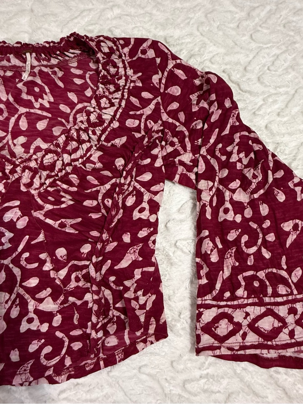 FREE PEOPLE Boho Floral Peasant Top in Burgundy